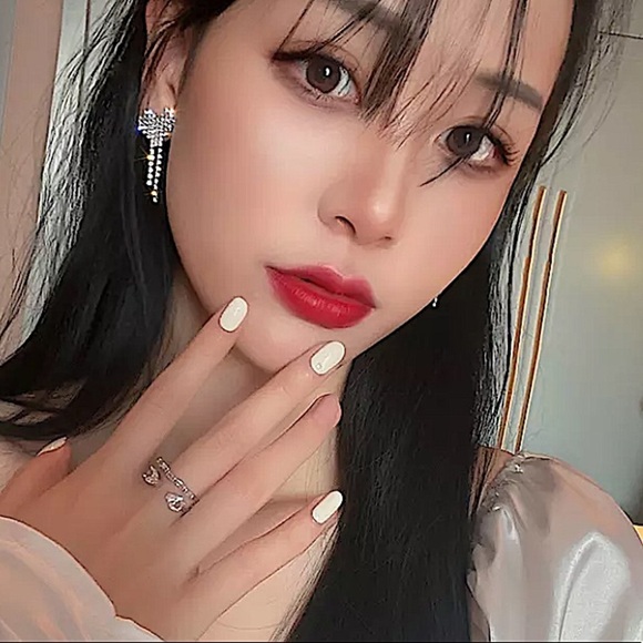 Silver Heart Tassel Rhinestone Choker Matching Earrings Set - Picture 5 of 7